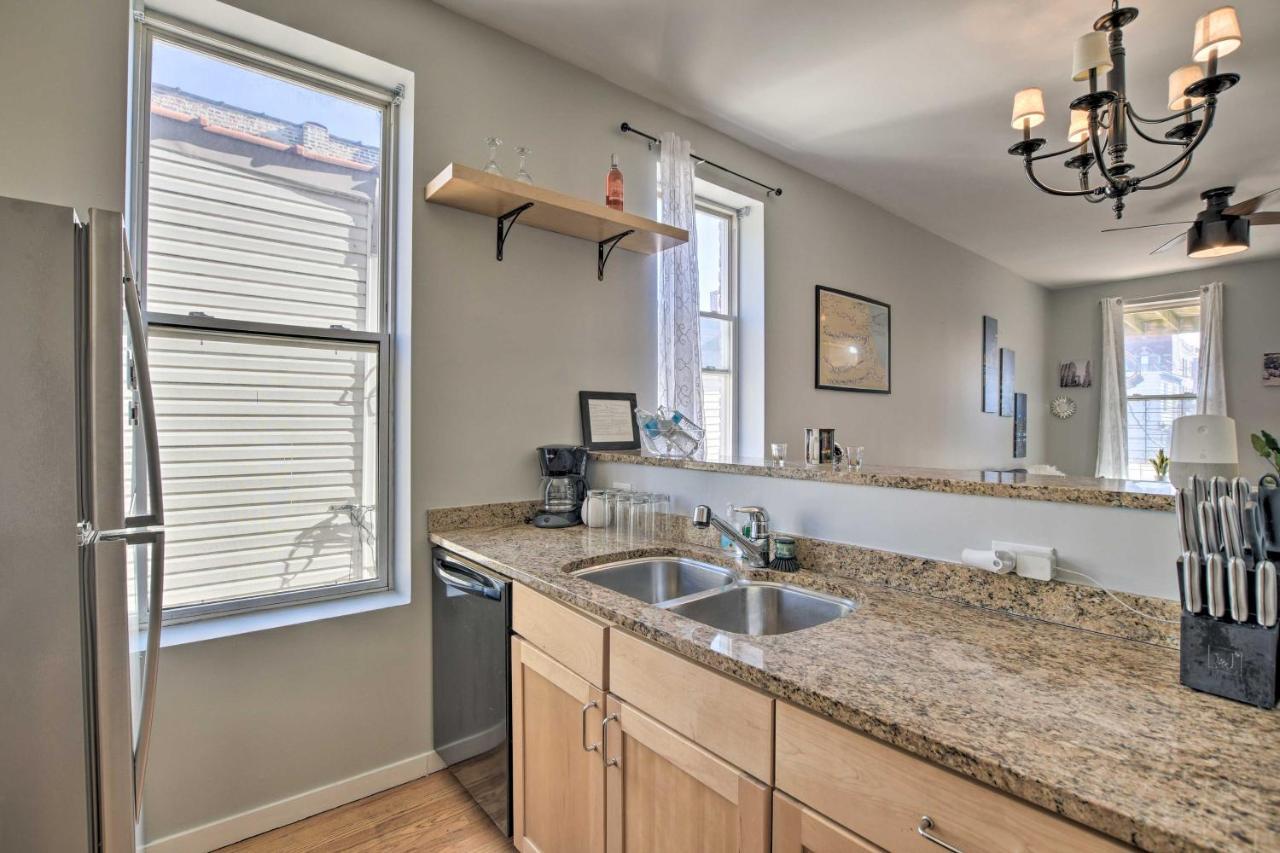 Elegant Chicago Retreat With Spacious Balcony! エクステリア 写真